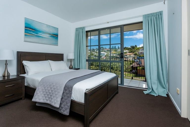 Photo of property in 25 Langana Avenue, Browns Bay, Auckland, 0630