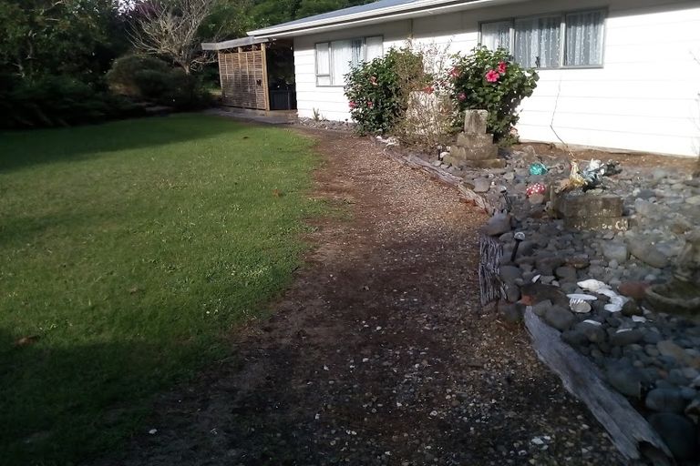 Photo of property in 305 Pungaere Road, Waipapa, Kerikeri, 0295