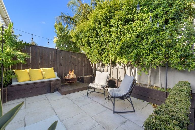 Photo of property in 136 Voyager Drive, Gulf Harbour, Whangaparaoa, 0930