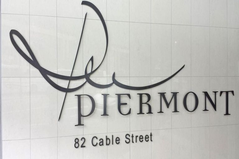 Photo of property in Piermont Apartments, 4i/82 Cable Street, Te Aro, Wellington, 6011
