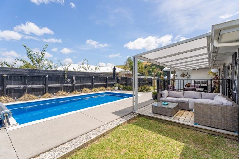 Photo of property in 338 Cook Drive, Whitianga, 3510