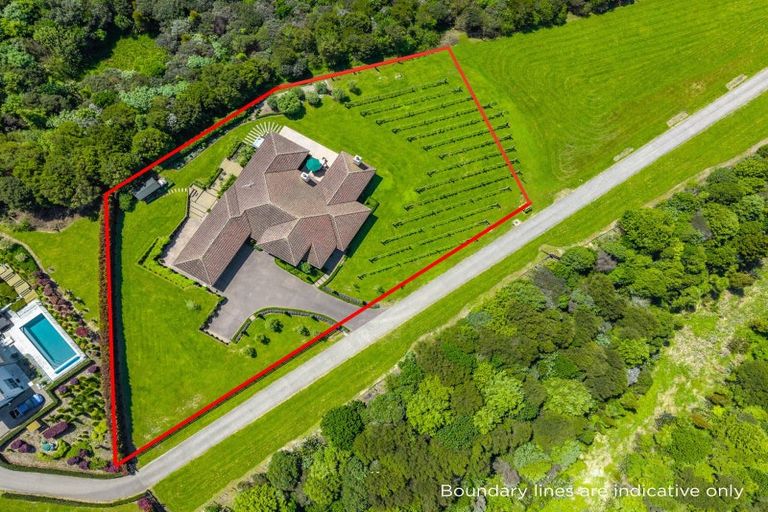 Photo of property in 61a Whitford Park Road, Whitford, Manurewa, 2576