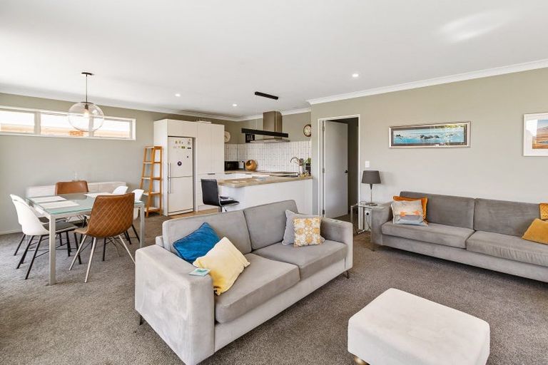 Photo of property in 39 Oxford Street, West End, Timaru, 7910