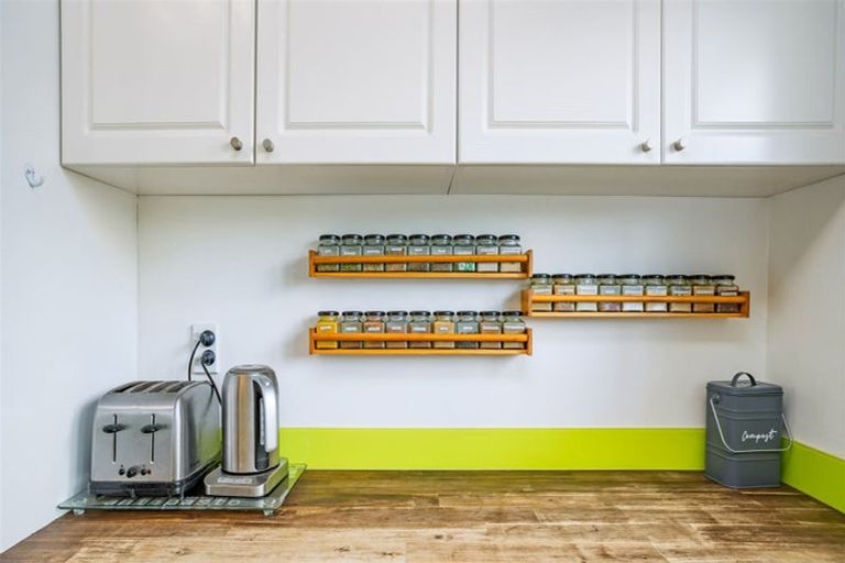 Photo of property in 17 Tauiwi Crescent, Hei Hei, Christchurch, 8042