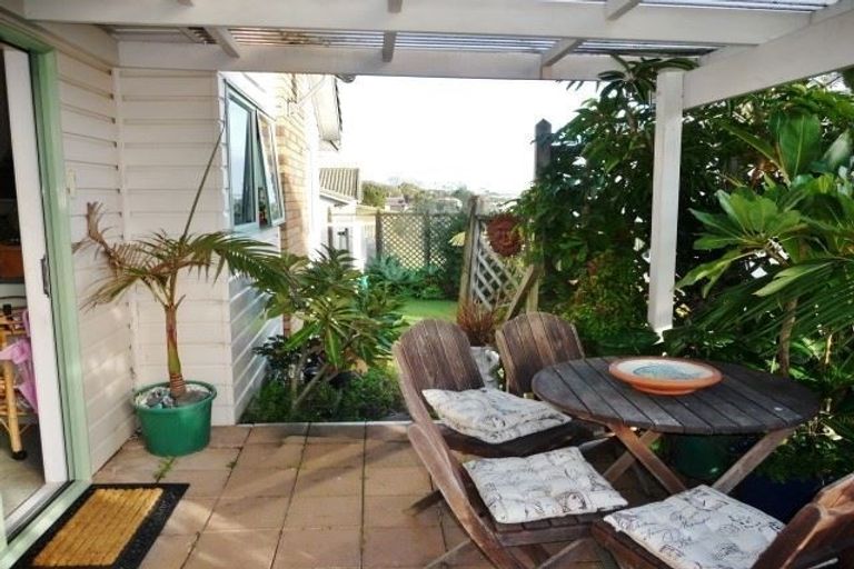 Photo of property in 1a Saint Johns Road, Coopers Beach, 0420