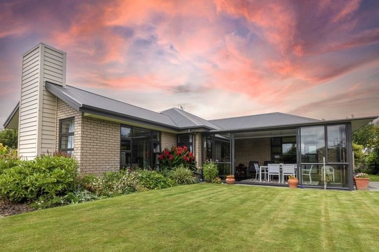 Photo of property in 45 Burnham School Road, Rolleston, 7614