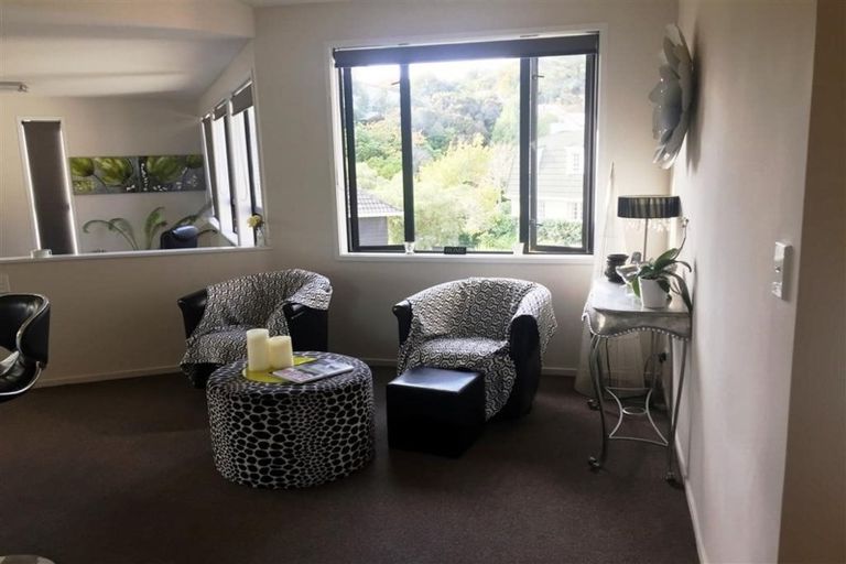 Photo of property in 68a Chatsworth Road, Silverstream, Upper Hutt, 5019