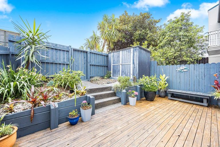 Photo of property in 63 Rakich Place, Henderson, Auckland, 0612
