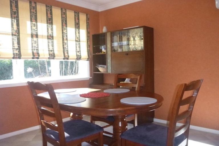 Photo of property in 8 Kiwi Street, Heretaunga, Upper Hutt, 5018