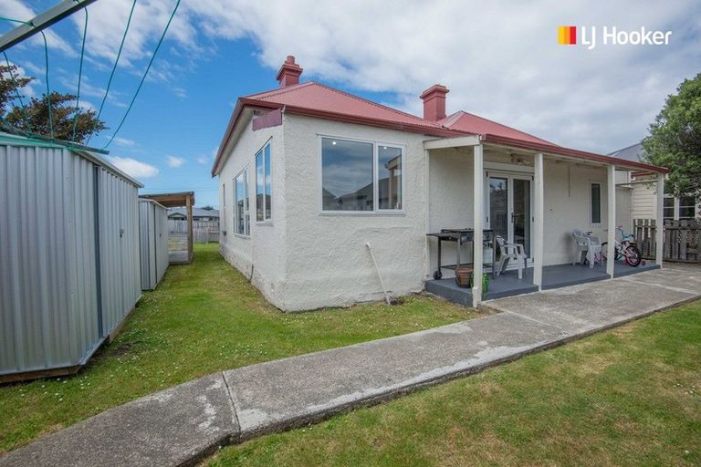 Photo of property in 68 Royal Crescent, Saint Kilda, Dunedin, 9012