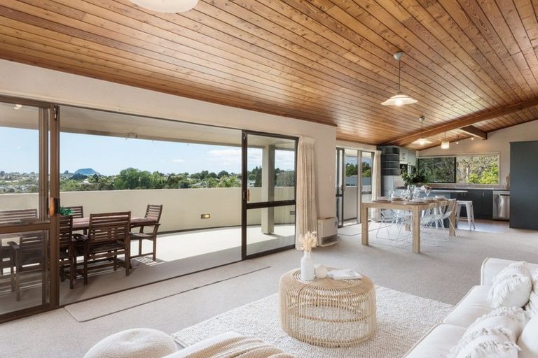 Photo of property in 185 Cambridge Road, Bethlehem, Tauranga, 3110