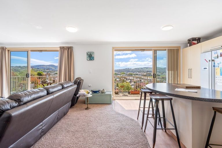 Photo of property in 69 Easther Crescent, Kew, Dunedin, 9012