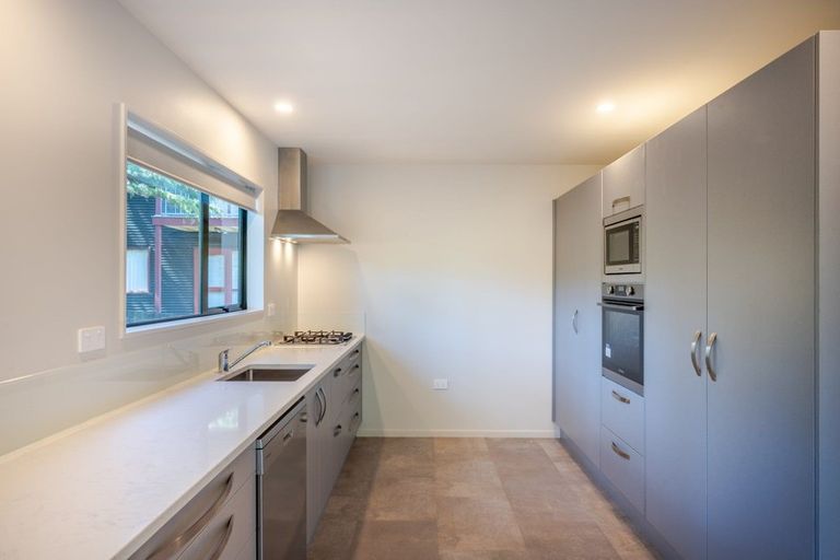 Photo of property in 3 Cedar Lane, Duvauchelle, 7581