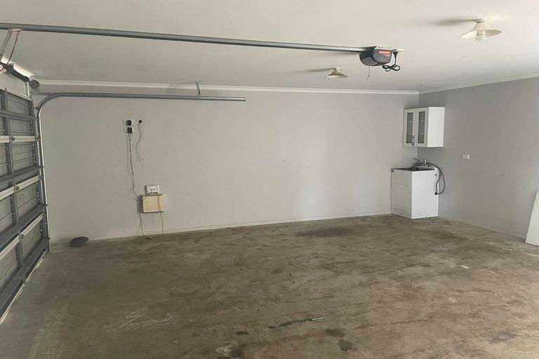 Photo of property in 42 Queens Park Crescent, Frankton, Hamilton, 3204