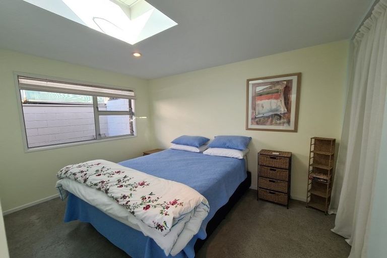 Photo of property in 2/31 Findlay Street, Moturoa, New Plymouth, 4310