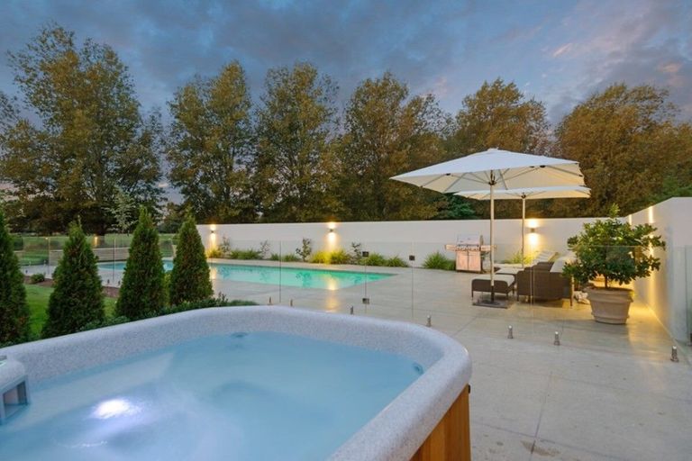 Photo of property in 26 Mcdrurys Road, Halswell, Christchurch, 7674