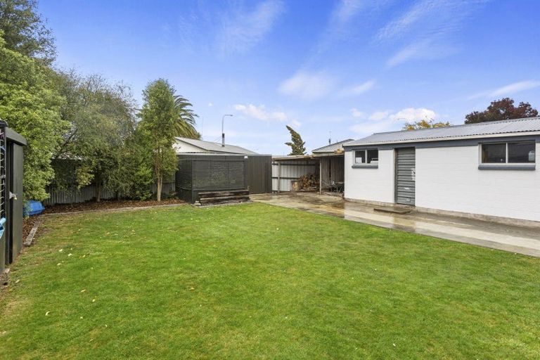 Photo of property in 25 Johns Road, Rangiora, 7400