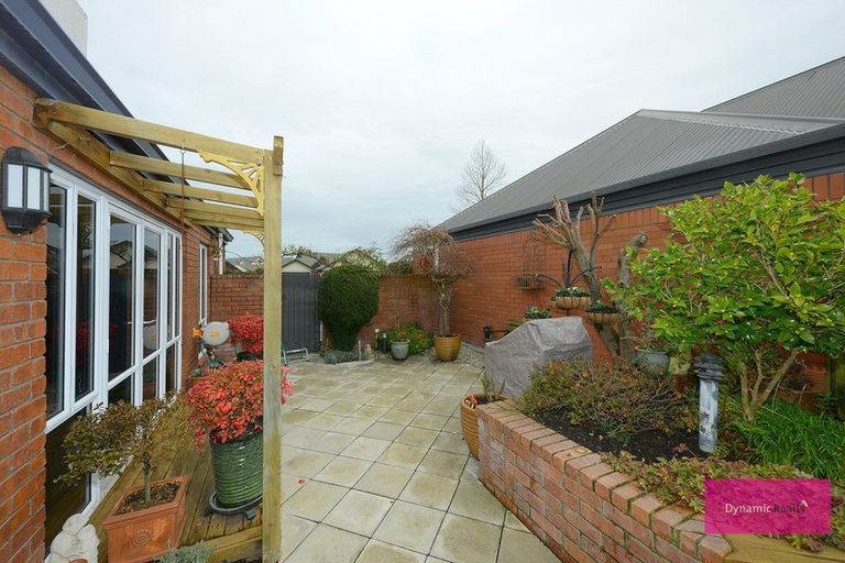 Photo of property in 14a O'connor Place, Burnside, Christchurch, 8053