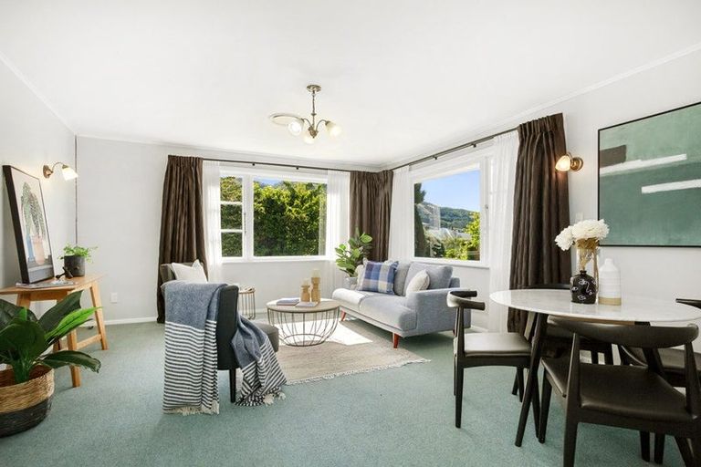 Photo of property in 46 Handyside Street, Tawa, Wellington, 5028