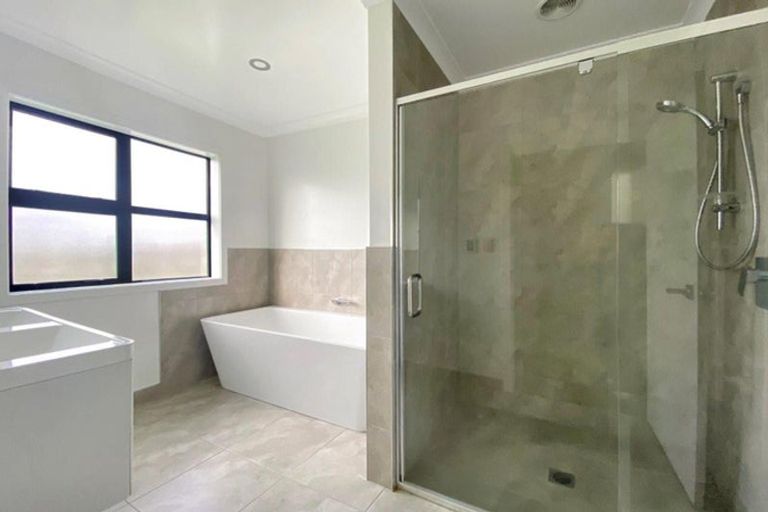 Photo of property in 16 Helen June Avenue, Flagstaff, Hamilton, 3210