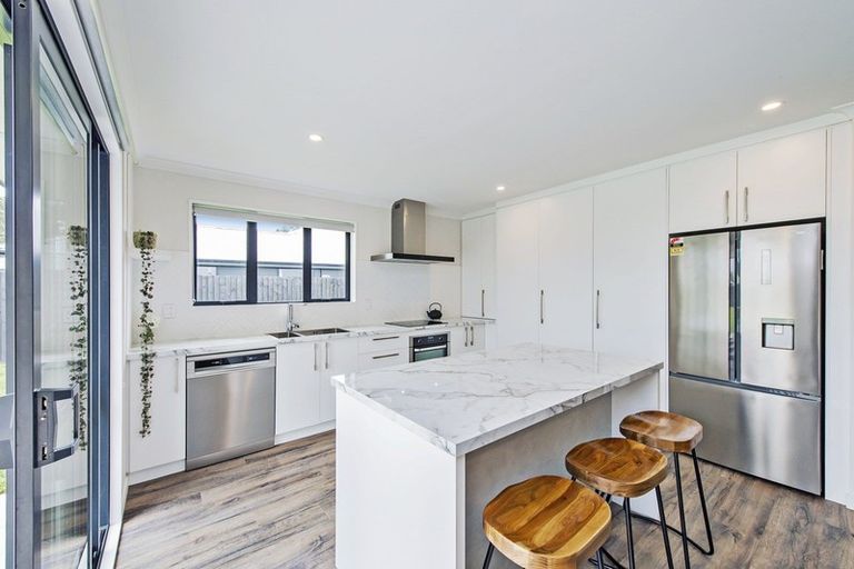 Photo of property in 8 Suffolk Drive, Kirwee, 7571