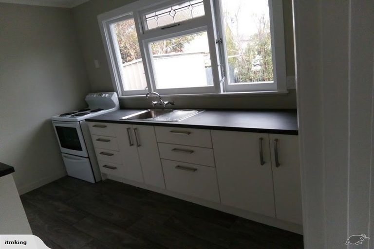 Photo of property in 5 Rongopai Street, Palmerston North, 4414