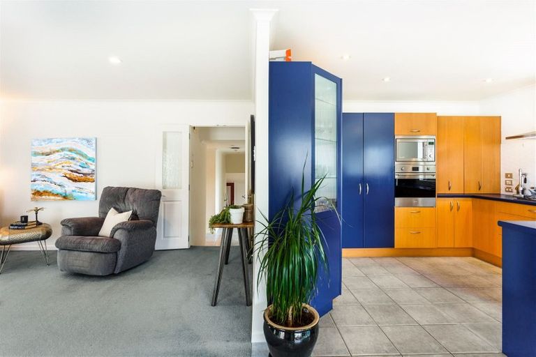 Photo of property in 20 Arlose Place, Westgate, Auckland, 0614