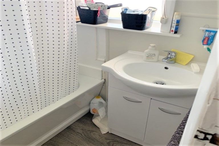 Photo of property in 8 Maire Street, Levin, 5510