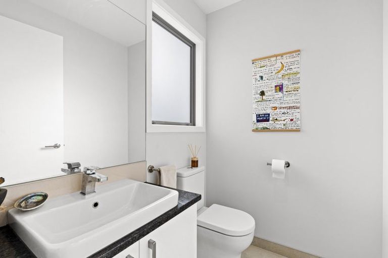 Photo of property in 2 Fern Lane, Whalers Gate, New Plymouth, 4310