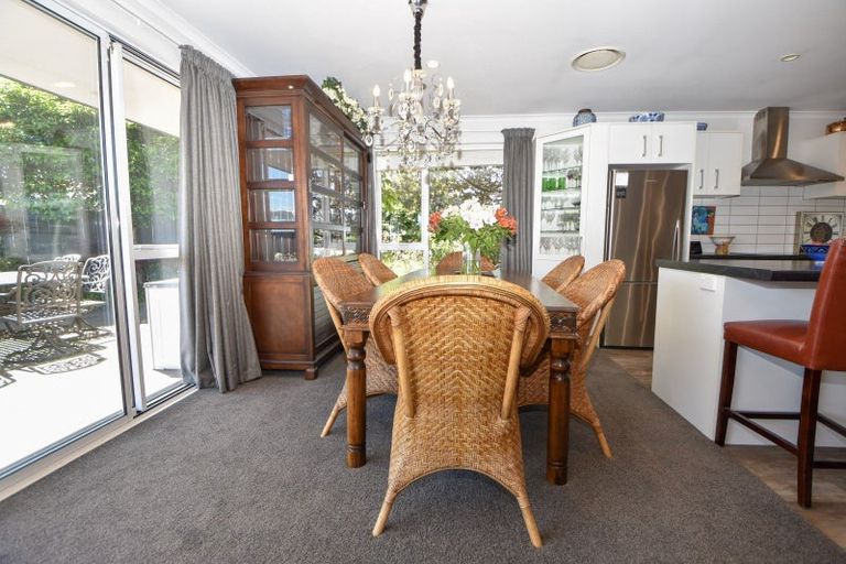 Photo of property in 5 Warrington Court, Carterton, 5713