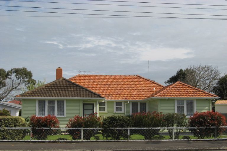 Photo of property in 1 Moore Avenue, Tawhero, Whanganui, 4501