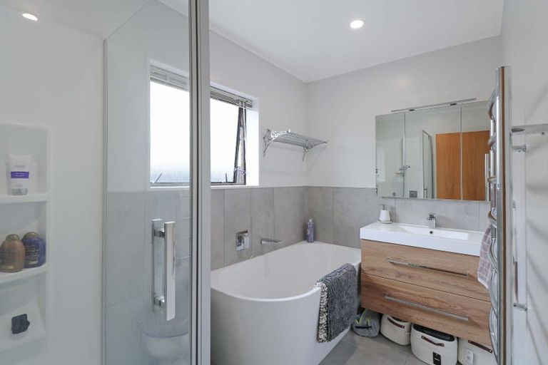 Photo of property in 34b Garden Road, Avalon, Lower Hutt, 5011