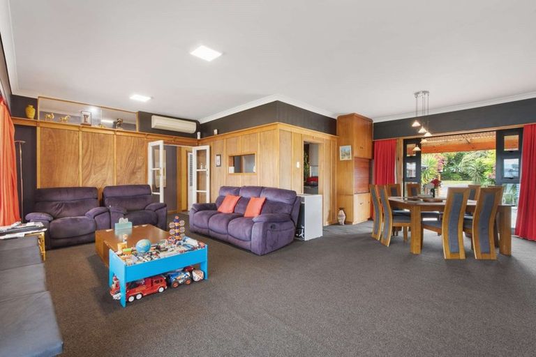 Photo of property in 105 Koutu Road, Kawaha Point, Rotorua, 3010