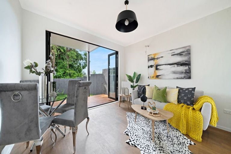 Photo of property in 3/32 Brandon Road, Glen Eden, Auckland, 0602