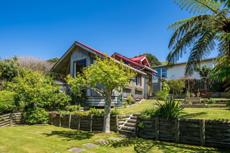 Photo of property in 104 Rawhiti Road, Pukerua Bay, 5026