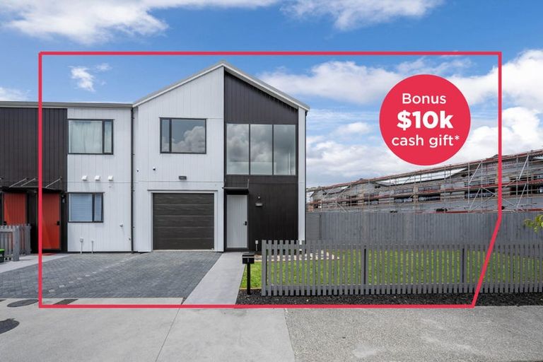 Photo of property in 7 Samuel Marsden Place, Whenuapai, Auckland, 0618