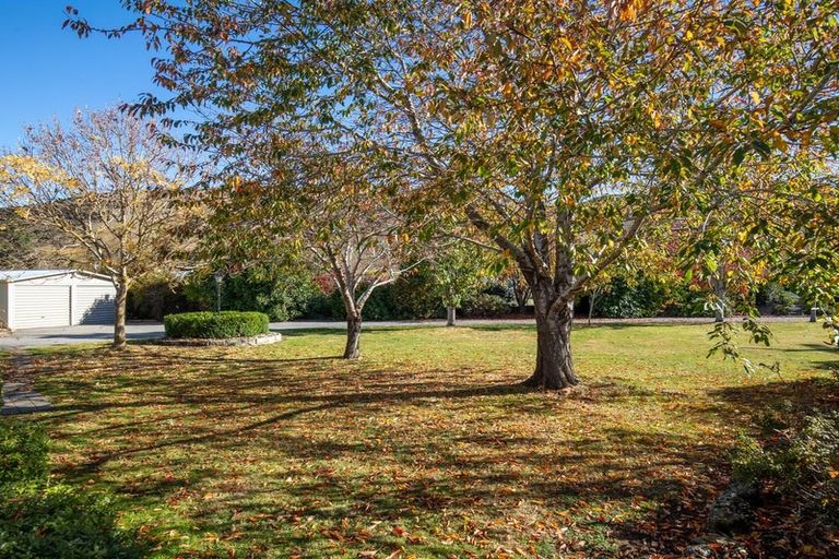 Photo of property in 7 Ormaglade Place, Millers Flat, Roxburgh, 9572