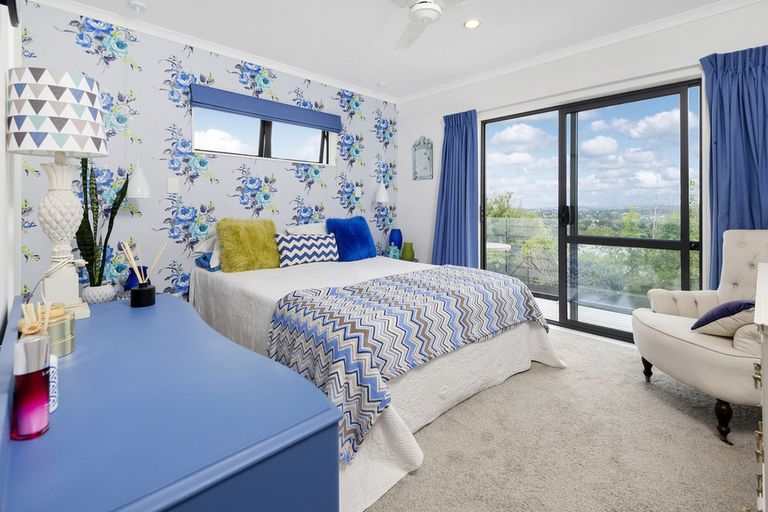 Photo of property in 32b Barberton Terrace, Red Hill, Papakura, 2110