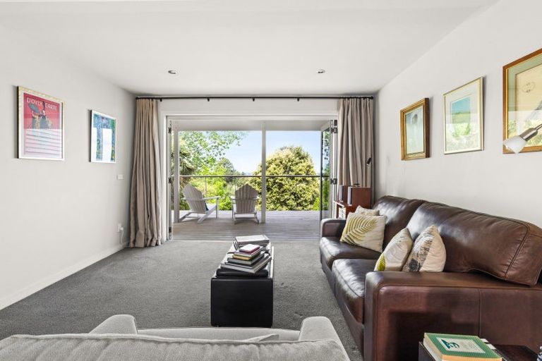 Photo of property in 33 Simla Terrace, Hospital Hill, Napier, 4110