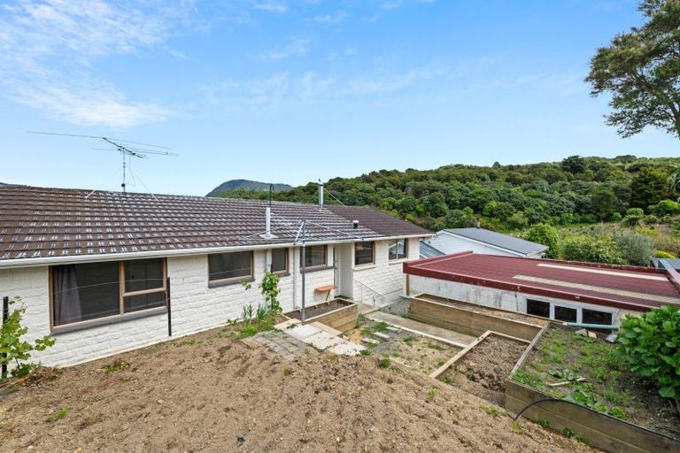 Photo of property in 2-1a Leicester Street, Picton, 7220