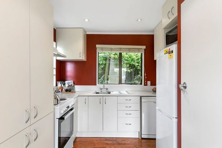 Photo of property in 12/12 Vallance Street, Kilbirnie, Wellington, 6022