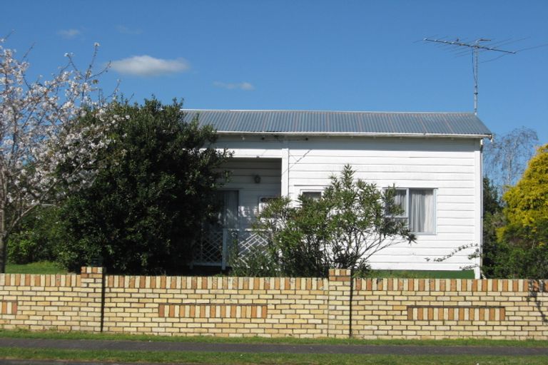 Photo of property in 106 Hakanoa Street, Huntly, 3700