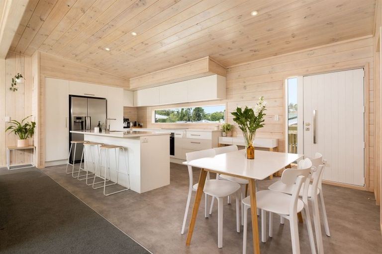 Photo of property in 7b Sharyn Place, Brookfield, Tauranga, 3110