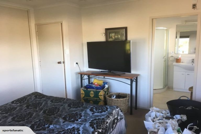 Photo of property in 145 Deep Creek Road, Torbay, Auckland, 0630