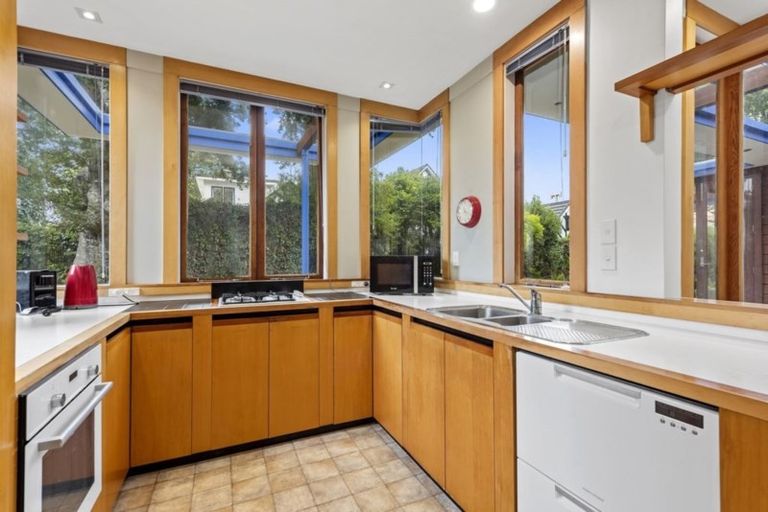 Photo of property in 23 Golf Road, Heretaunga, Upper Hutt, 5018