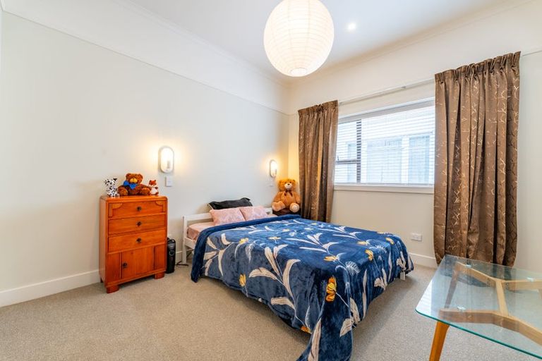 Photo of property in 82 Avenue Road, West End, Timaru, 7910