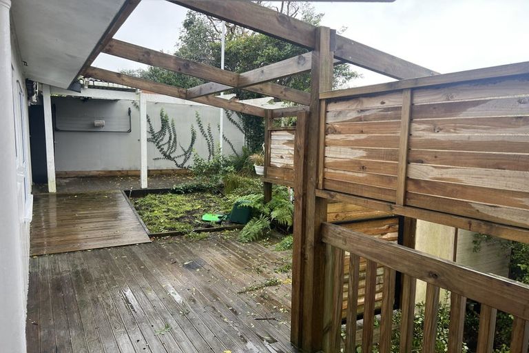 Photo of property in 15a Glenfield Place, Brookfield, Tauranga, 3110