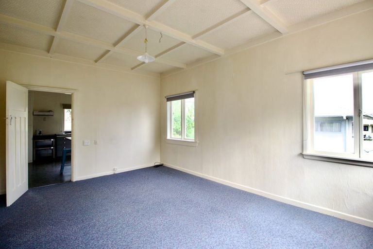Photo of property in 1/30 Gordon Avenue, Milford, Auckland, 0620