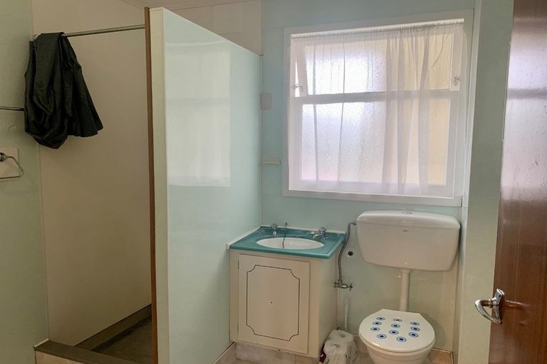 Photo of property in 2/12 Trevethick Grove, Woburn, Lower Hutt, 5010