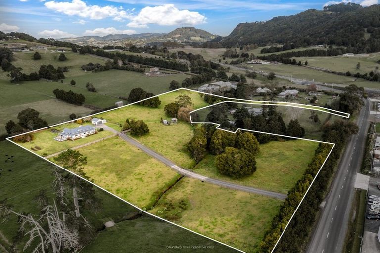Photo of property in 30 Saleyards Road, Kauri, 0185